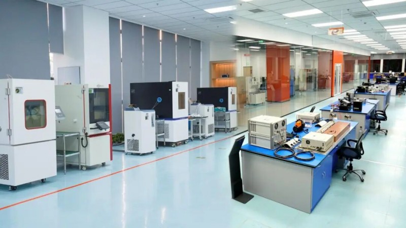 敲鐘上市！精創(chuàng)電氣登陸北交所，開(kāi)啟以網(wǎng)絡(luò)技術(shù)為核心的嶄新征程